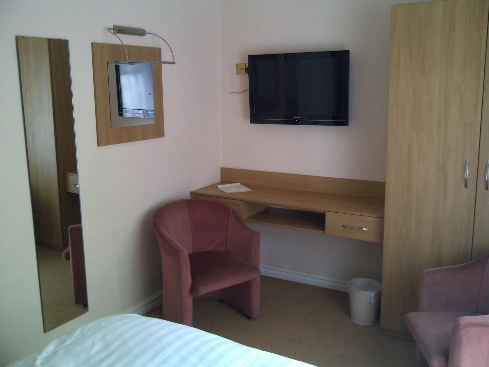 The Queensgate Hotel Peterborough Exterior foto